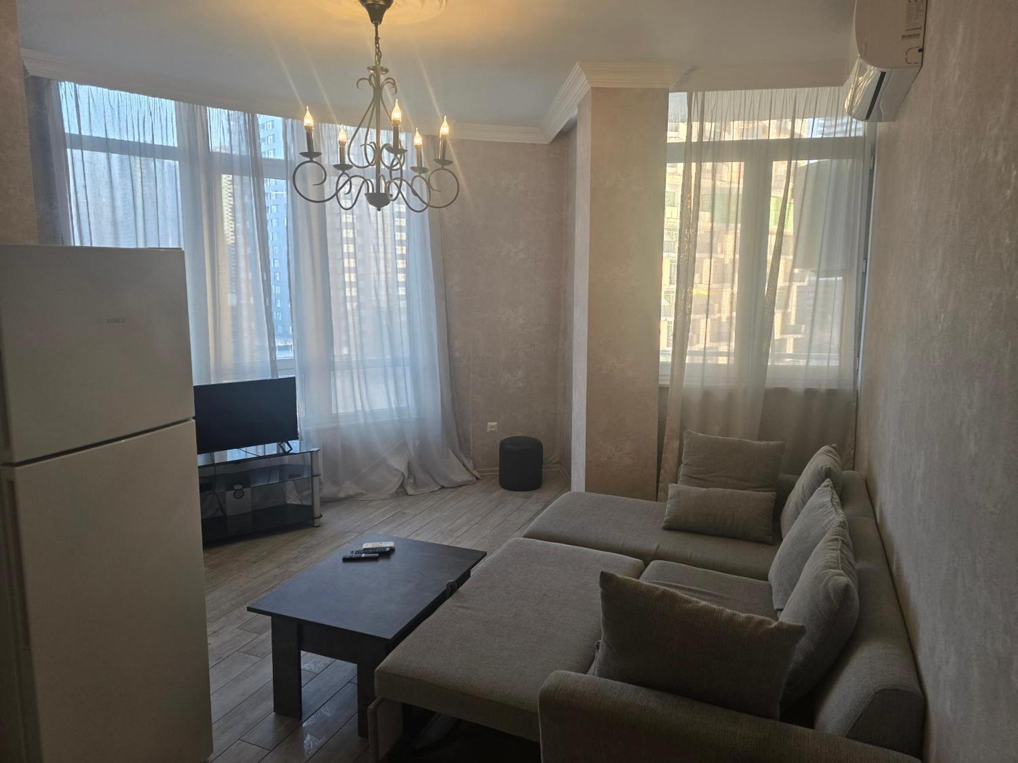 Apartment Roin Batumi Eksteriør bilde